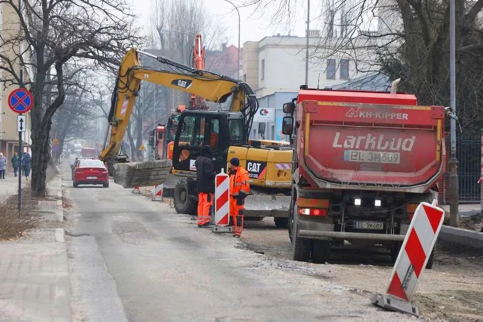 Kolejny etap przebudowy ważnej ulicy w centrum. MPK wprowadza zmiany