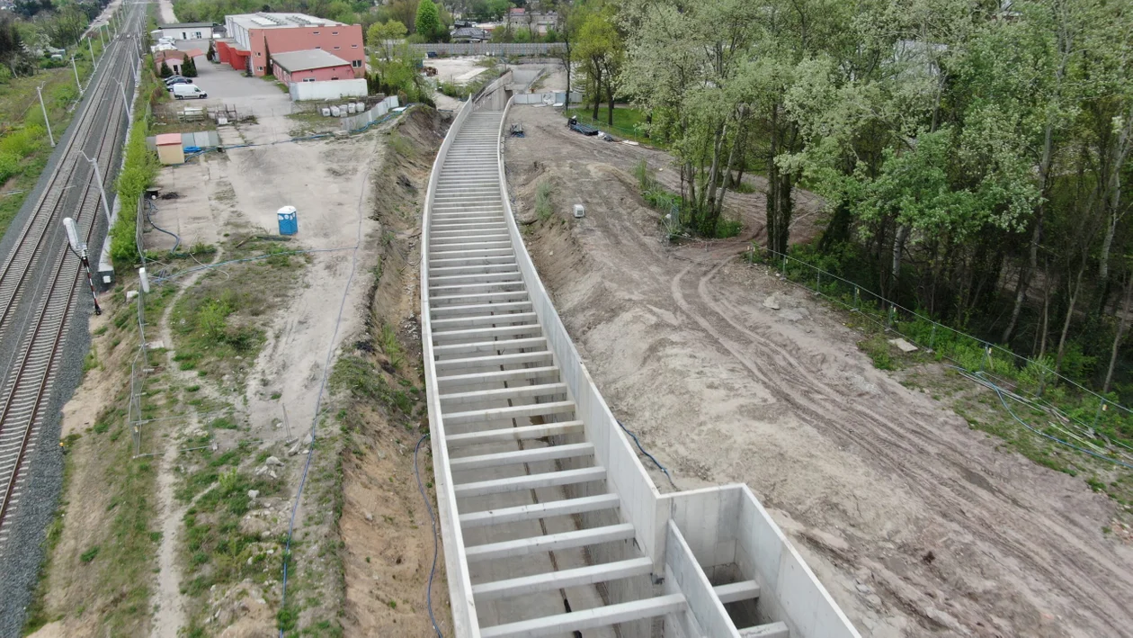 Budowa tunelu kolejowego pod Łodzią - stan na kwiecień 2024 r.