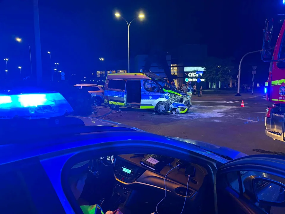 Wypadek z udziałem radiowozu