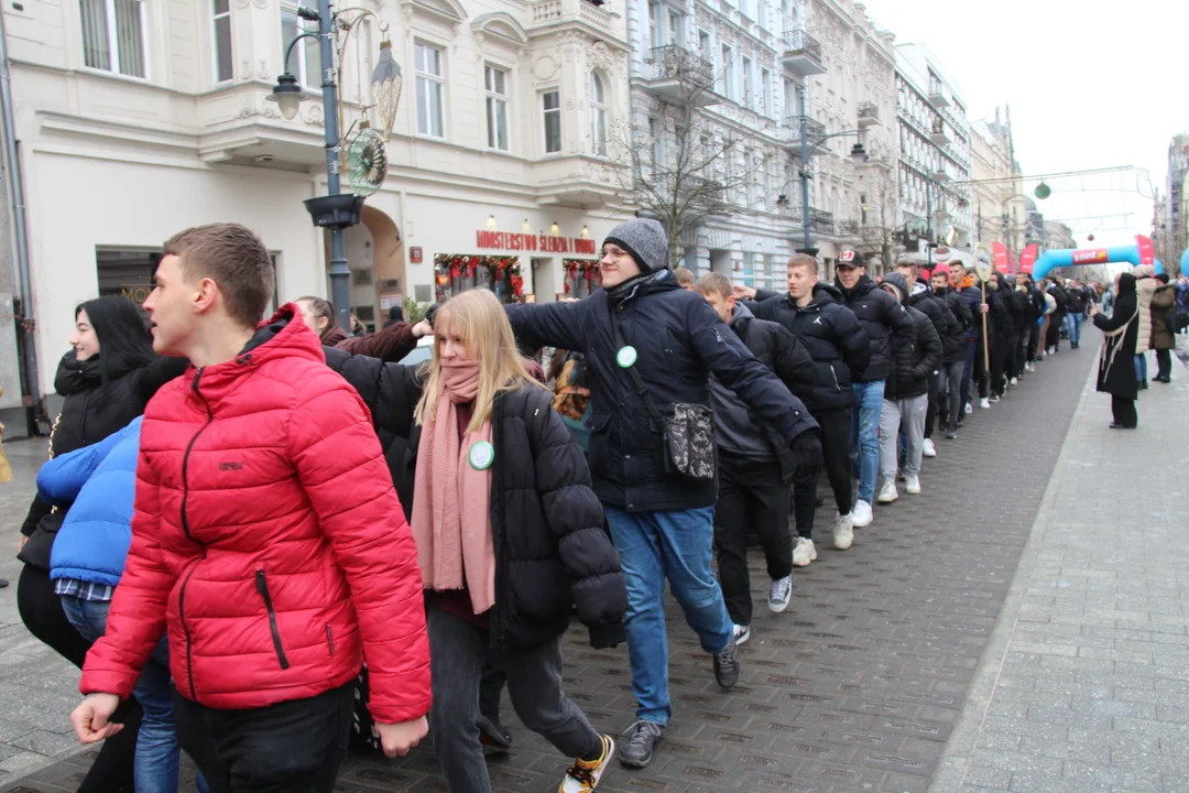 Polonez dla Łodzi 2024 na ul. Piotrkowskiej w Łodzi