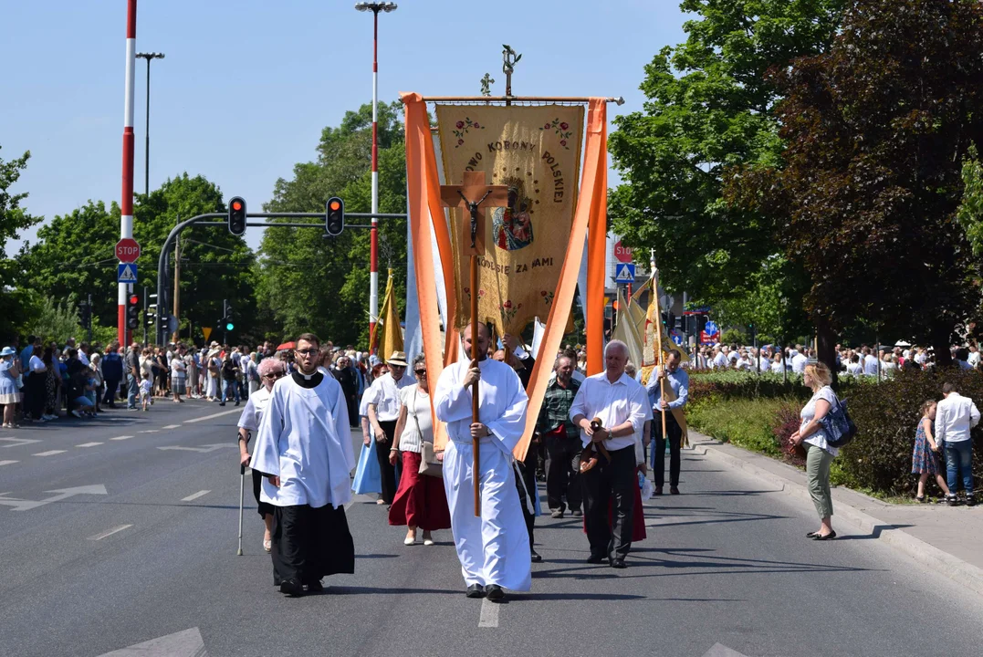 Procesje Bożego Ciała przeszły ulicami Łodzi