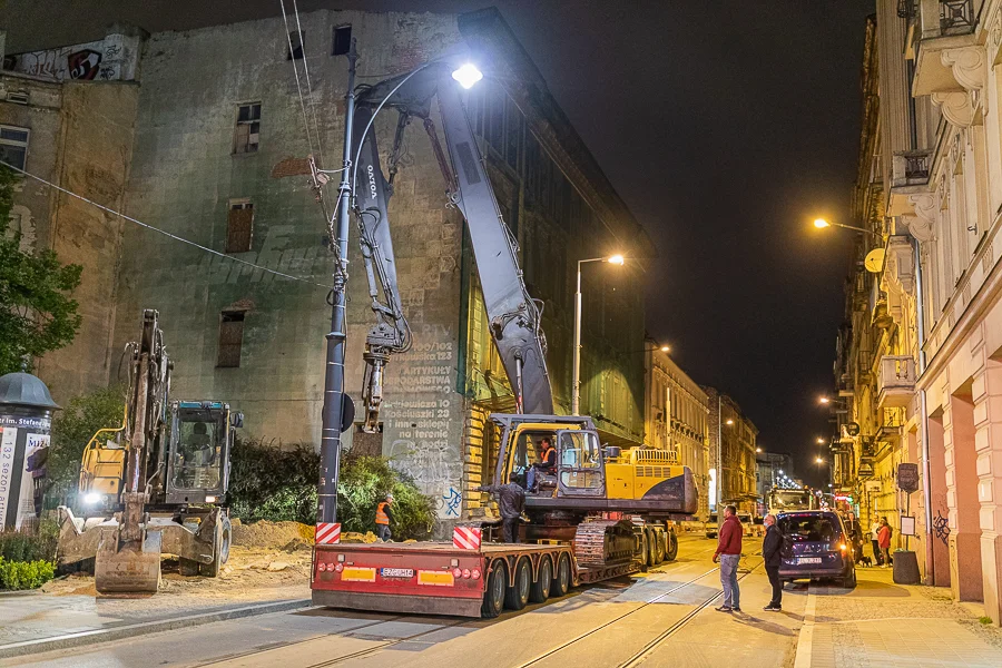 Kamienica przy Kilińskiego 49, w końcu, zostanie zburzona. Wiemy kiedy wrócą tramwaje