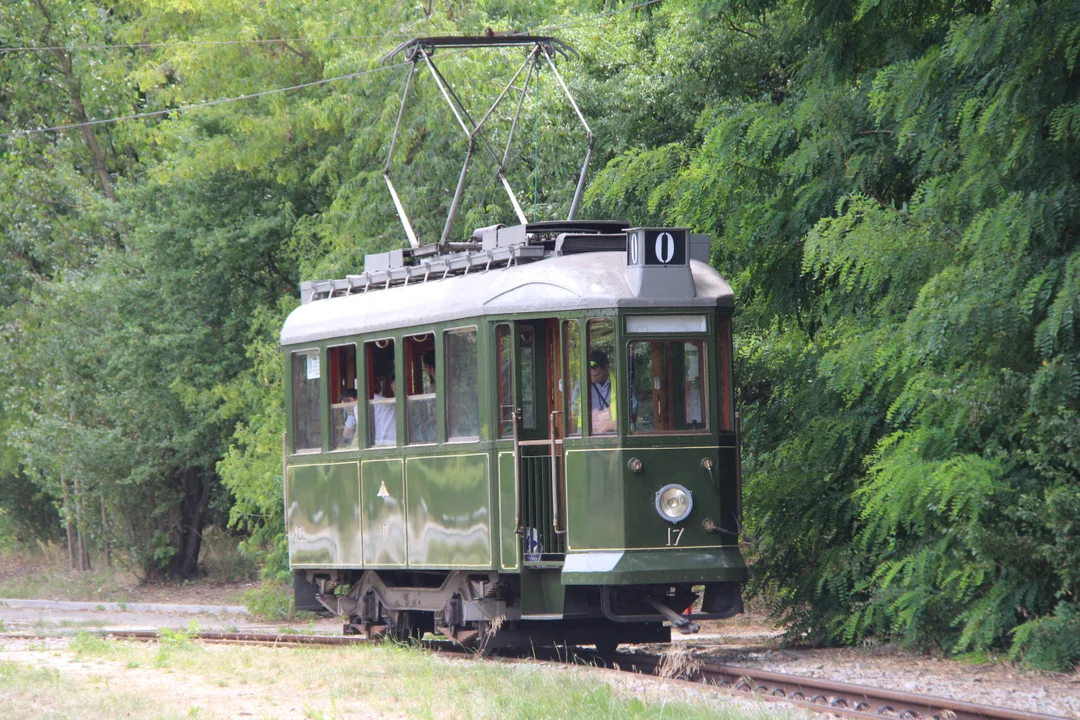 Zabytkowe tramwaje na łódzkich ulicach