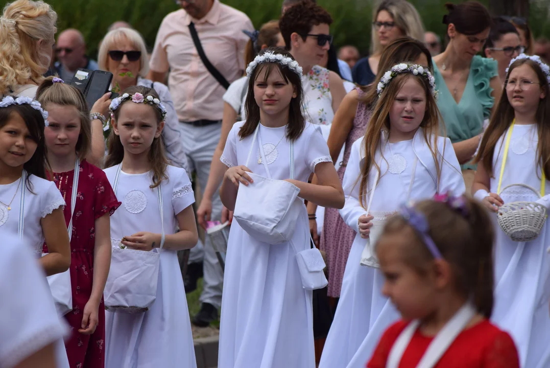 procesja Bożego Ciała w parafii Matki Bożej Dobrej Rady w Zgierzu