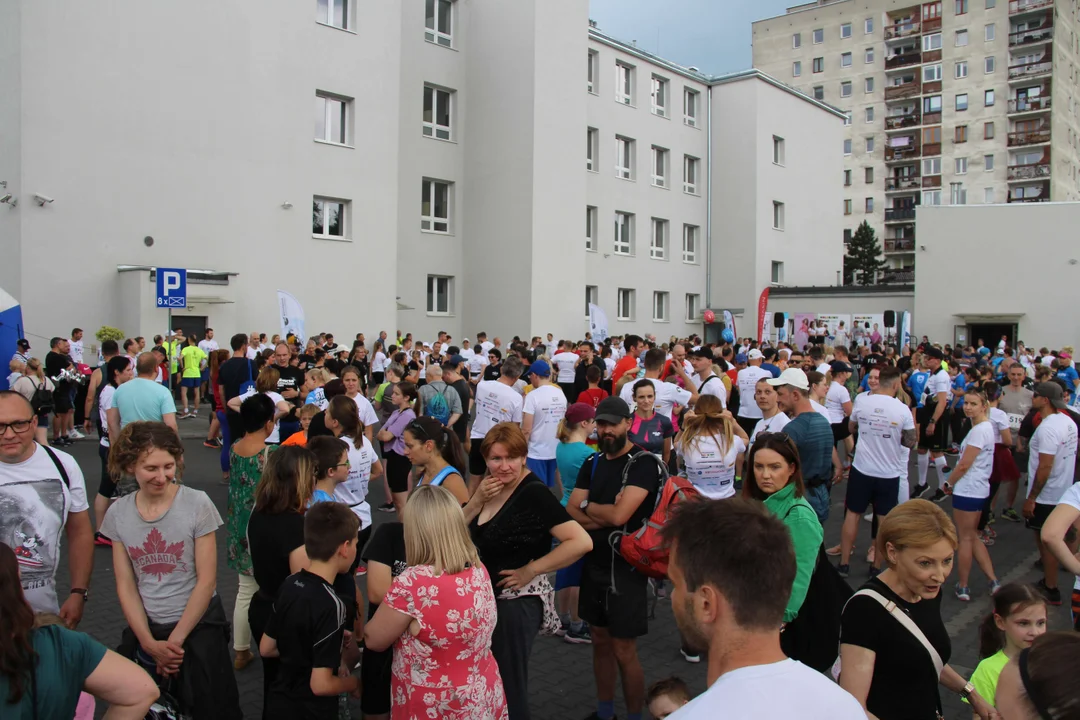 Piknik rodzinny fundacji „Daj piątaka na dzieciaka” na Bałutach