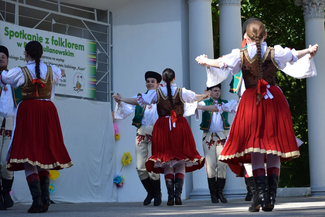 Spotkanie z folklorem w Parku Julianowskim