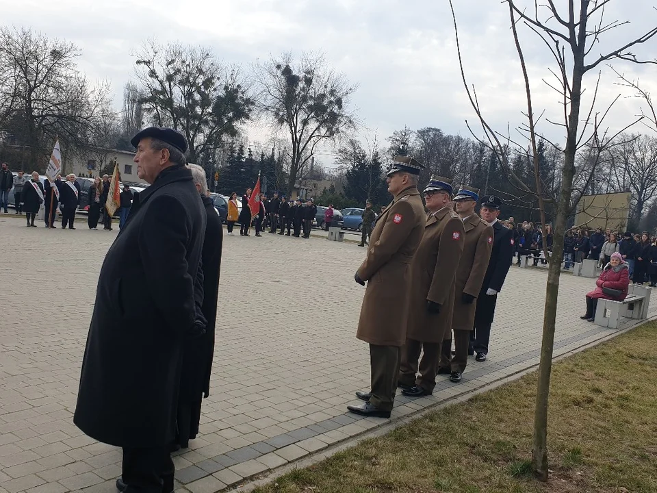 Obchody Zbrodni Zgierskiej na placu Stu straconych [zdjęcia]