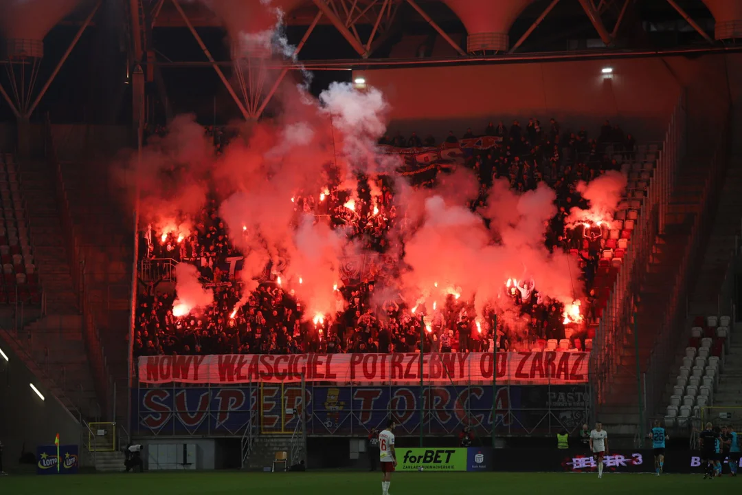 Kibice ŁKS-u Łódź podczas meczu z Górnikiem Zabrze