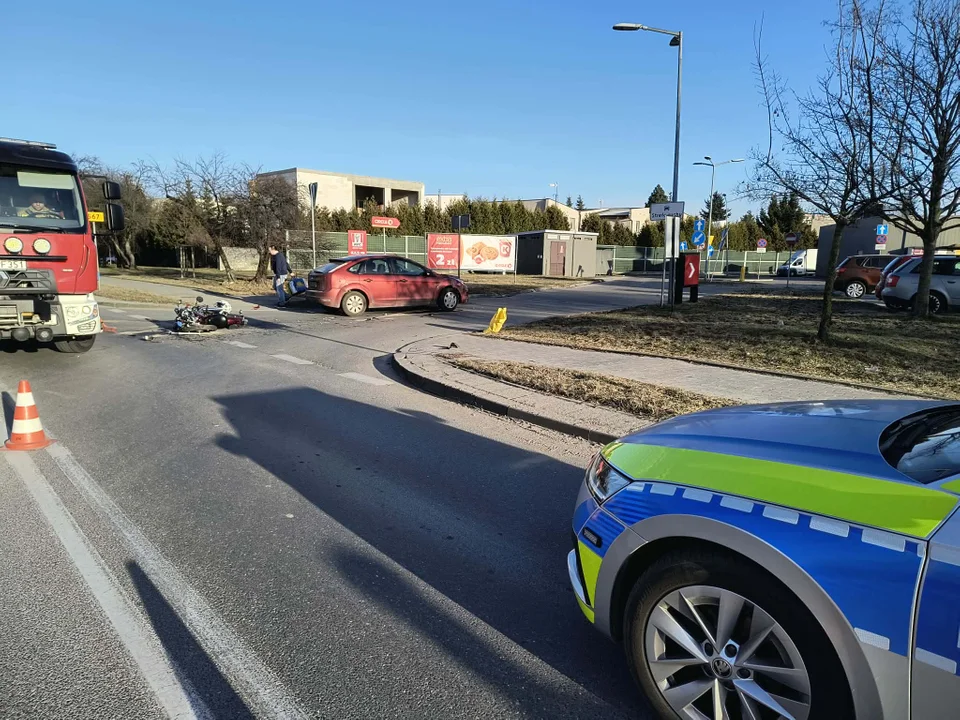 Wypadek na Otolińskiej. Nastolatek w szpitalu