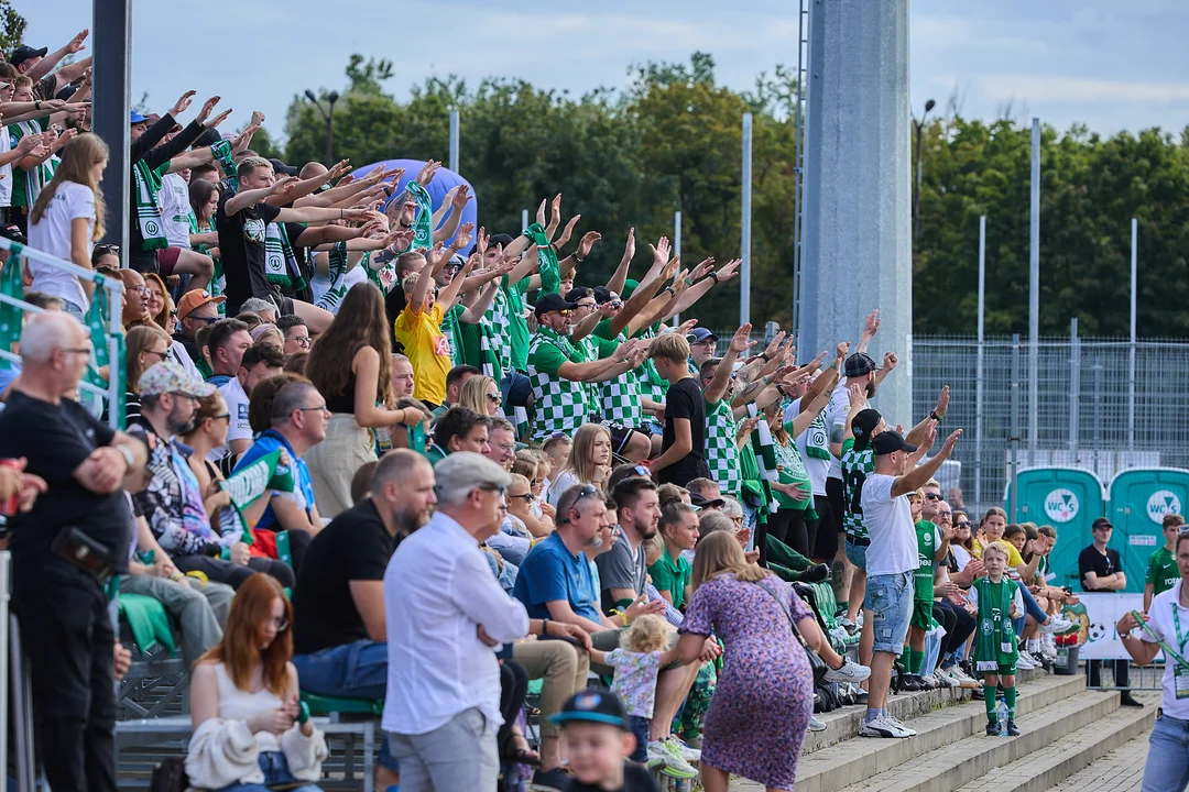 Warta Poznań wróciła po 6 latach na stadion przy Drodze Dębińskiej.