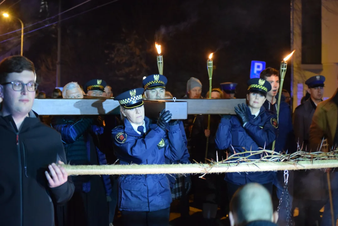 Ekumeniczna droga krzyżowa przeszła ulicami Łodzi