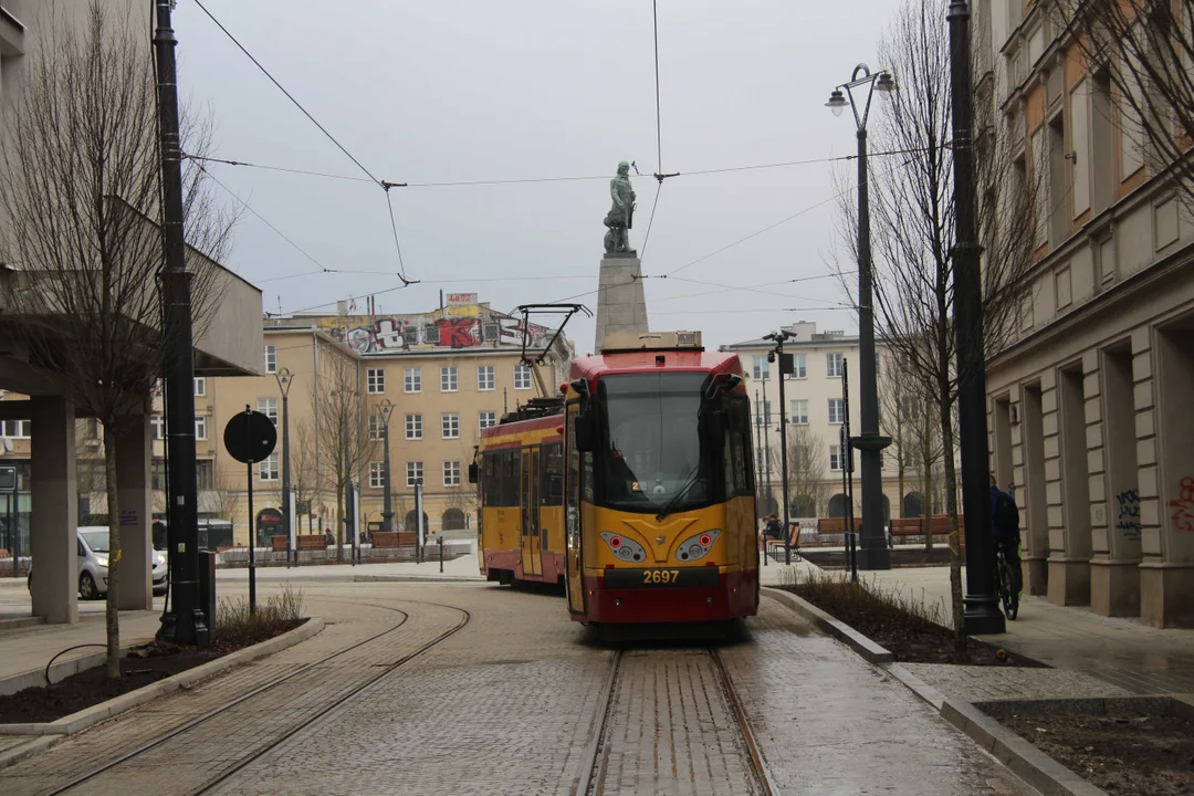 Tramwaje i autobusy MPK Łódź powróciły na Legionów