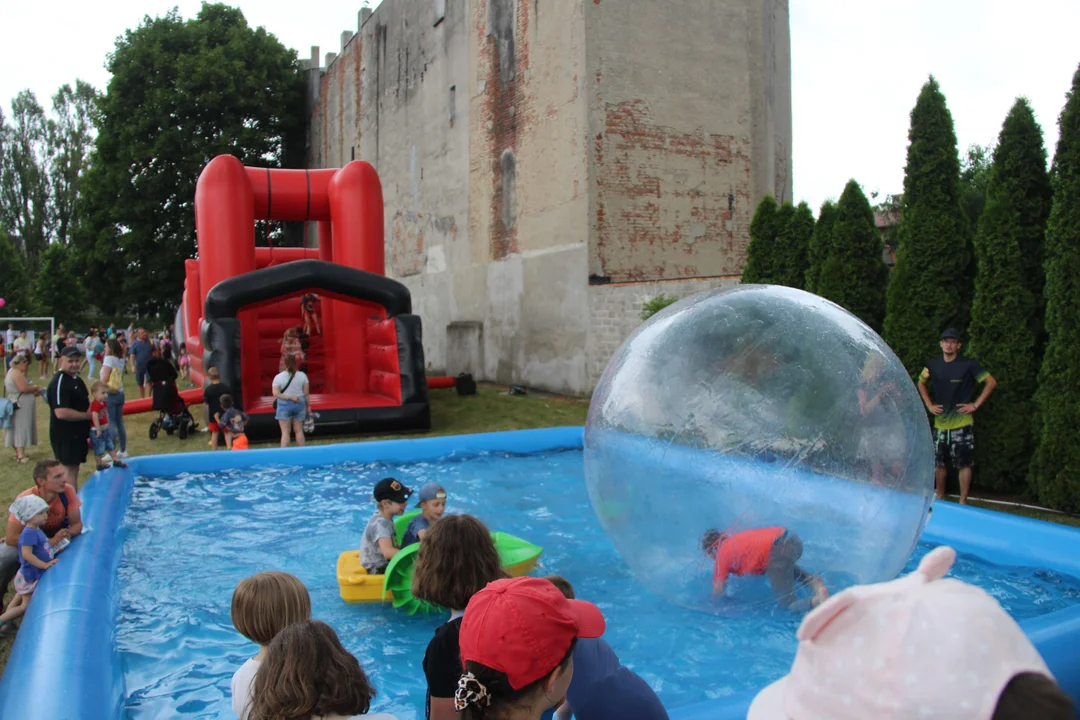 Piknik rodzinny fundacji „Daj piątaka na dzieciaka” na Bałutach