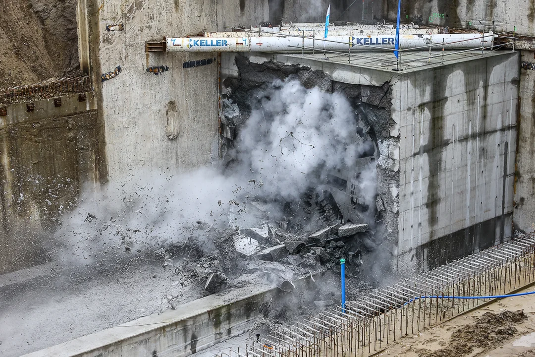 Tunel średnicowy w Łodzi. Zobacz, jak Faustyna przebija ścianę! [galeria] - Zdjęcie główne