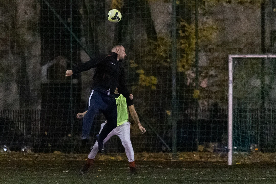 Duże emocje w spotkaniu AGKS 2 oraz FC Farselona w rozgrywkach Playareny