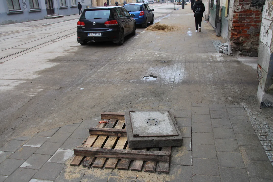 Tramwaje i autobusy MPK Łódź powróciły na Legionów