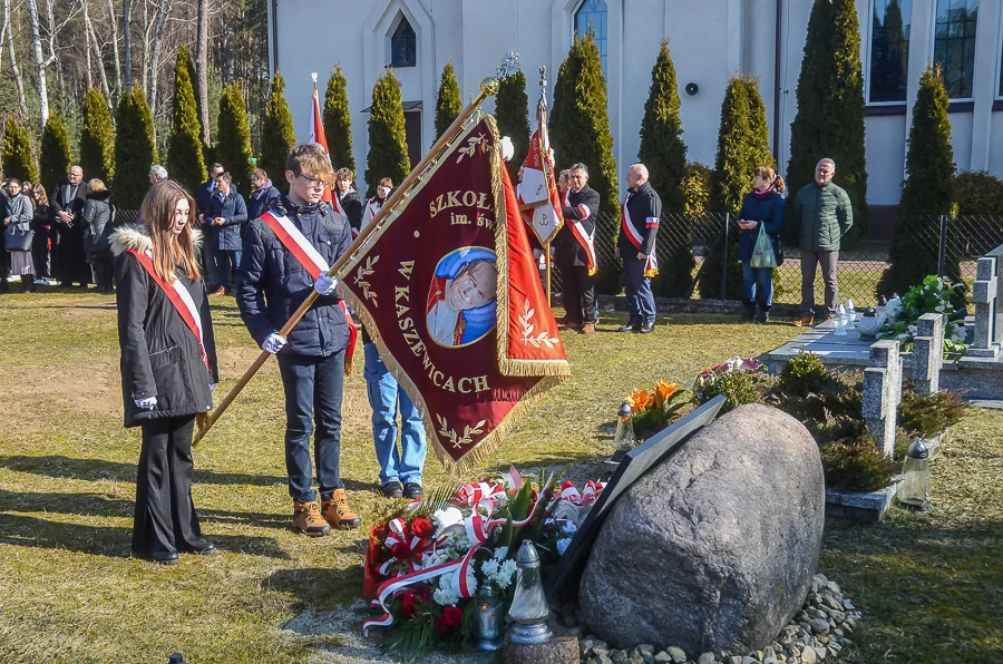 Uczcili Dzień Pamięci Żołnierzy Wyklętych. Tak wyglądały uroczystości w gminie Kluki [FOTO] - Zdjęcie główne