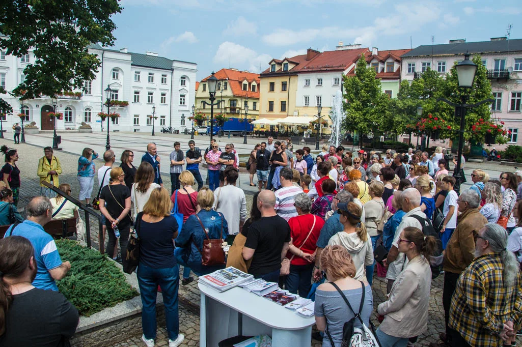 Budynki świecące czerwonym blaskiem. Dzień Gotyku Ceglanego [ZDJĘCIA] - Zdjęcie główne