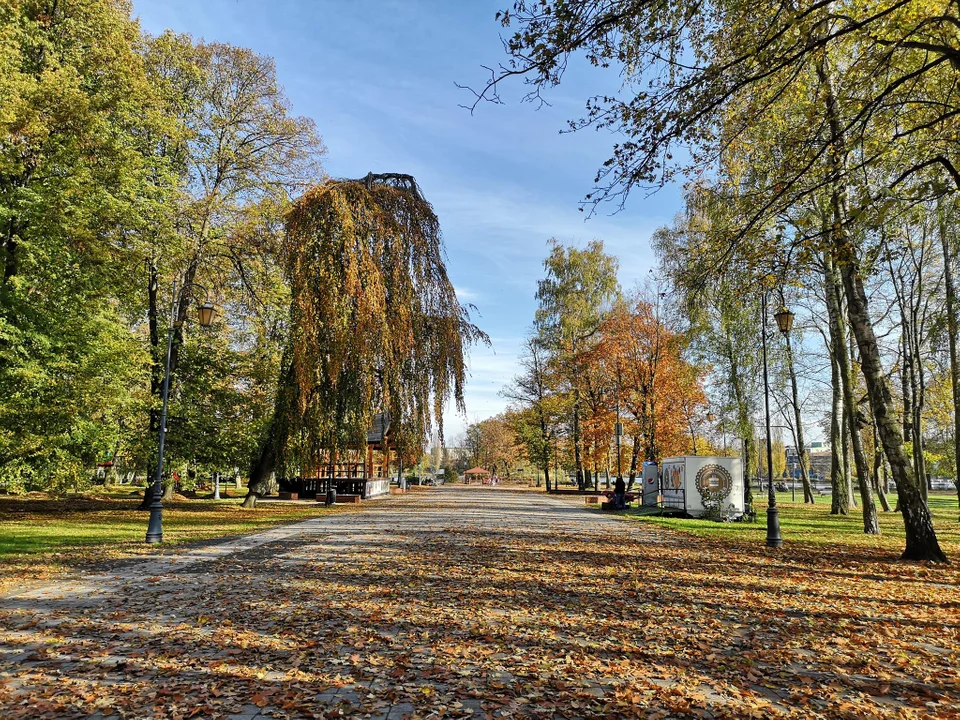 Zgierzanie korzystają z pięknej jesiennej pogody