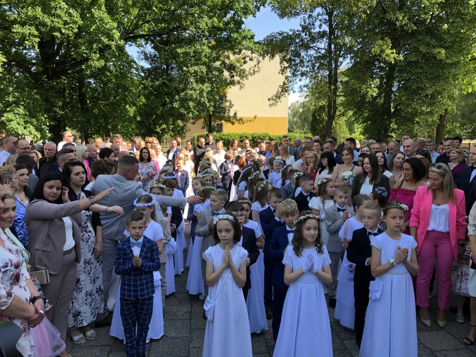 I Komunia Święta dzieci ze Szkoły Podstawowej nr 6 w Zgierzu [ZDJĘCIA]