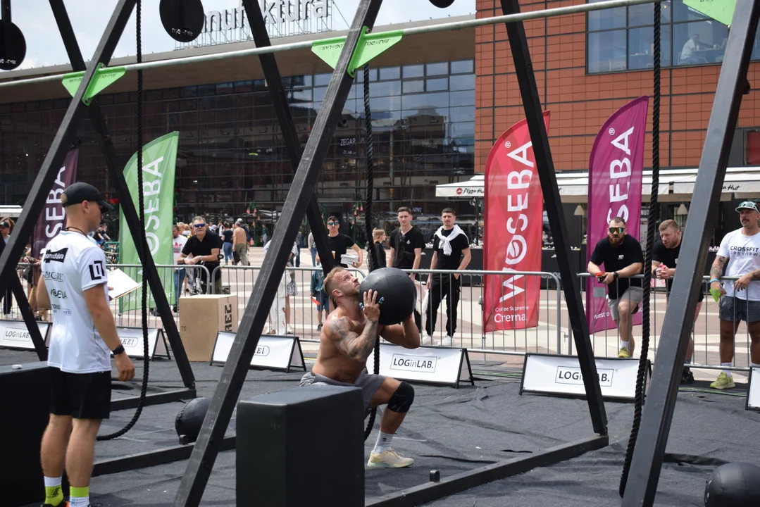 Zawody CrossFit LOGinLAB w Manufakturze