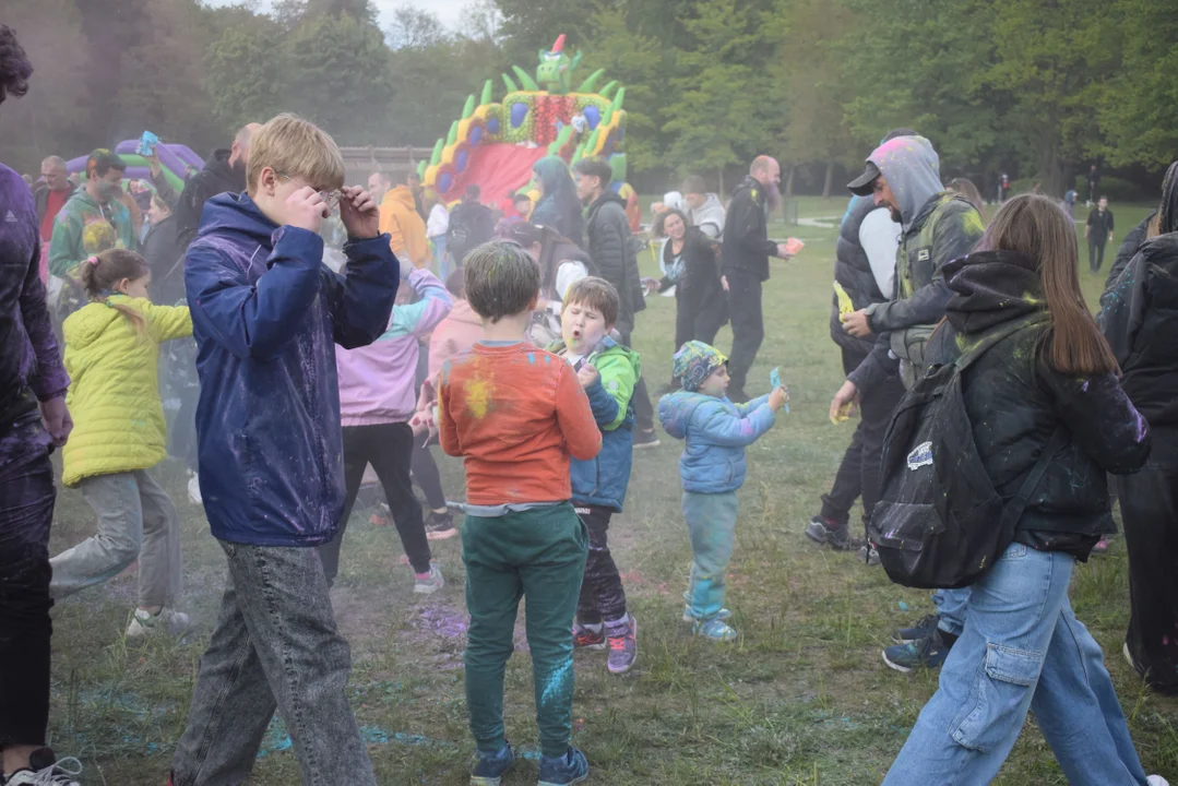 Holi Święto Kolorów na Stawach Jana w maju