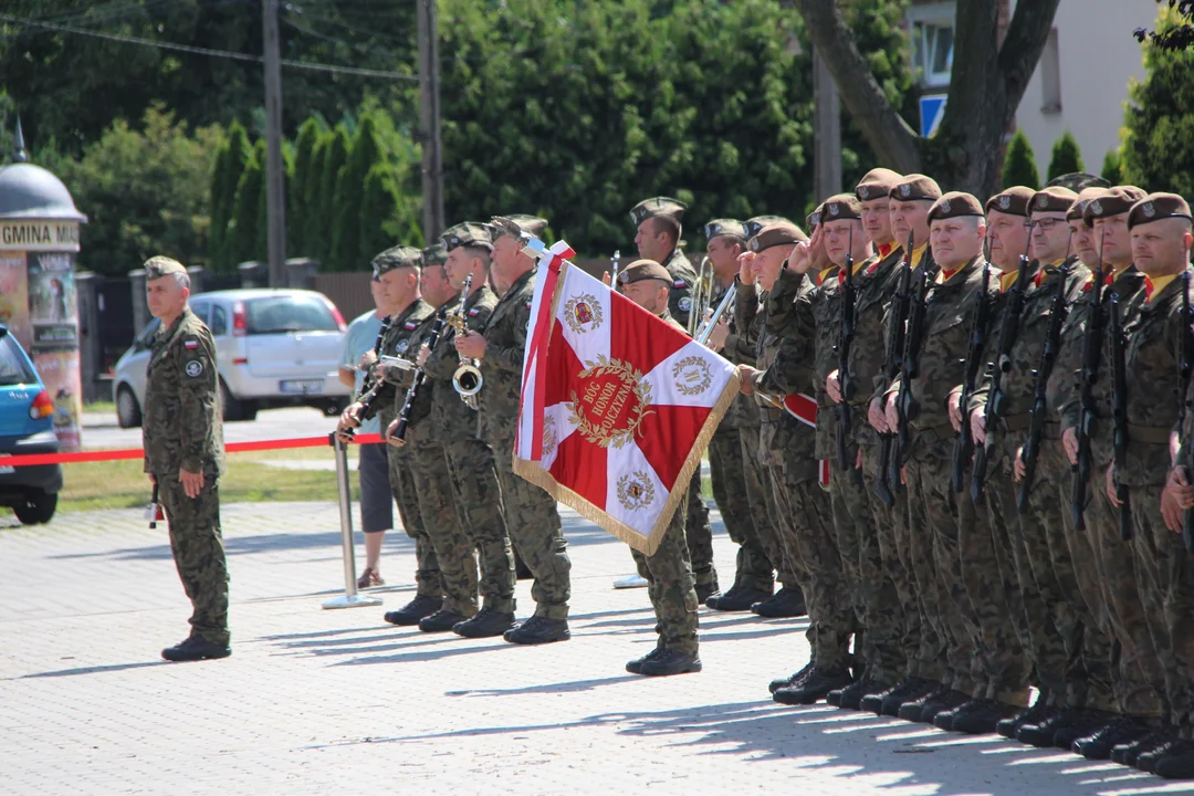 Przysięga wojskowa żołnierzy dołączających do 9 Łódzkiej Brygady Obrony Terytorialnej