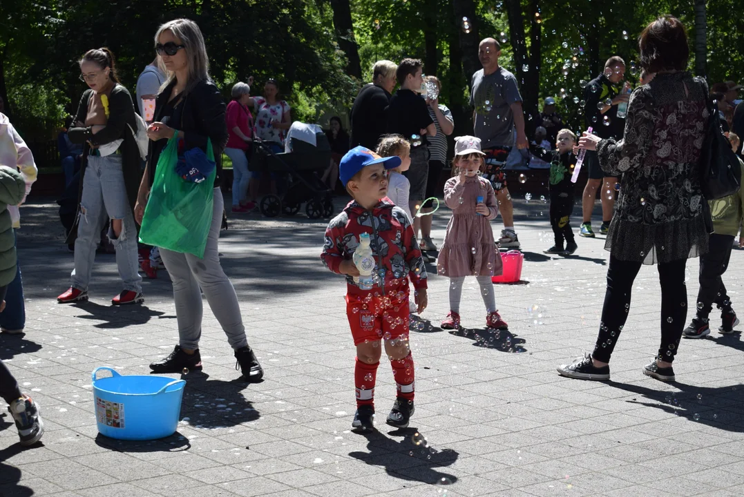 Festiwal baniek mydlanych i kolorów w Parku Miejskim w Zgierzu