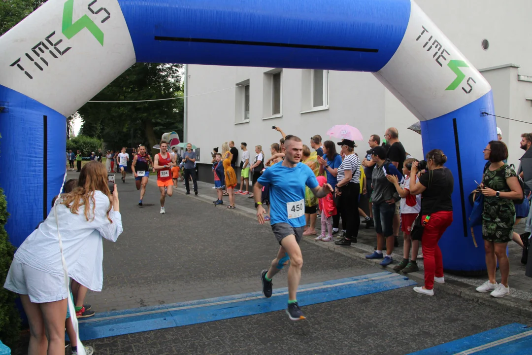 Piknik rodzinny fundacji „Daj piątaka na dzieciaka” na Bałutach