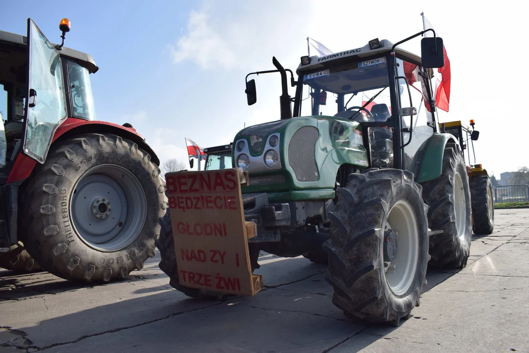 Protest rolników w Sosnowcu k. Strykowa