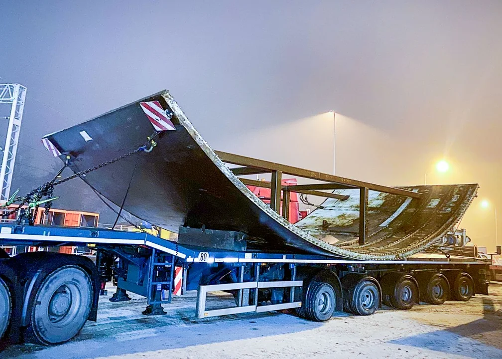 Kolos z USA wjechał do Łodzi! 37-tonowe elementy maszyny, która wydrąży tunel KDP - Zdjęcie główne