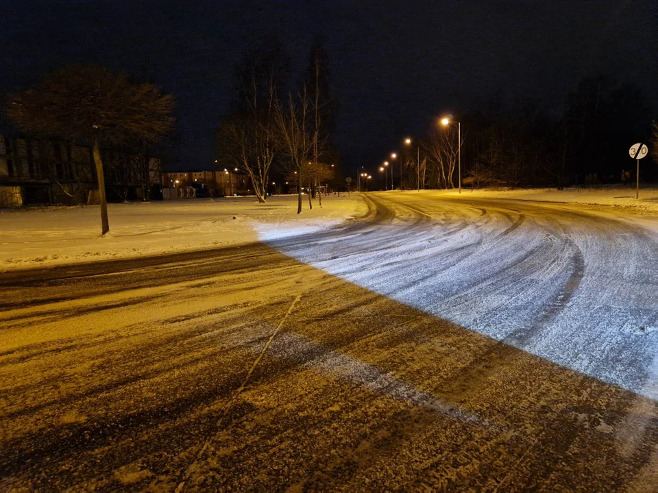 Kiepskie warunki na drogach w Zgierzu