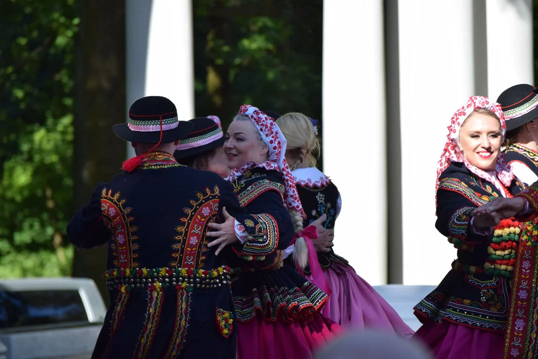 Spotkanie z folklorem w Parku Julianowskim