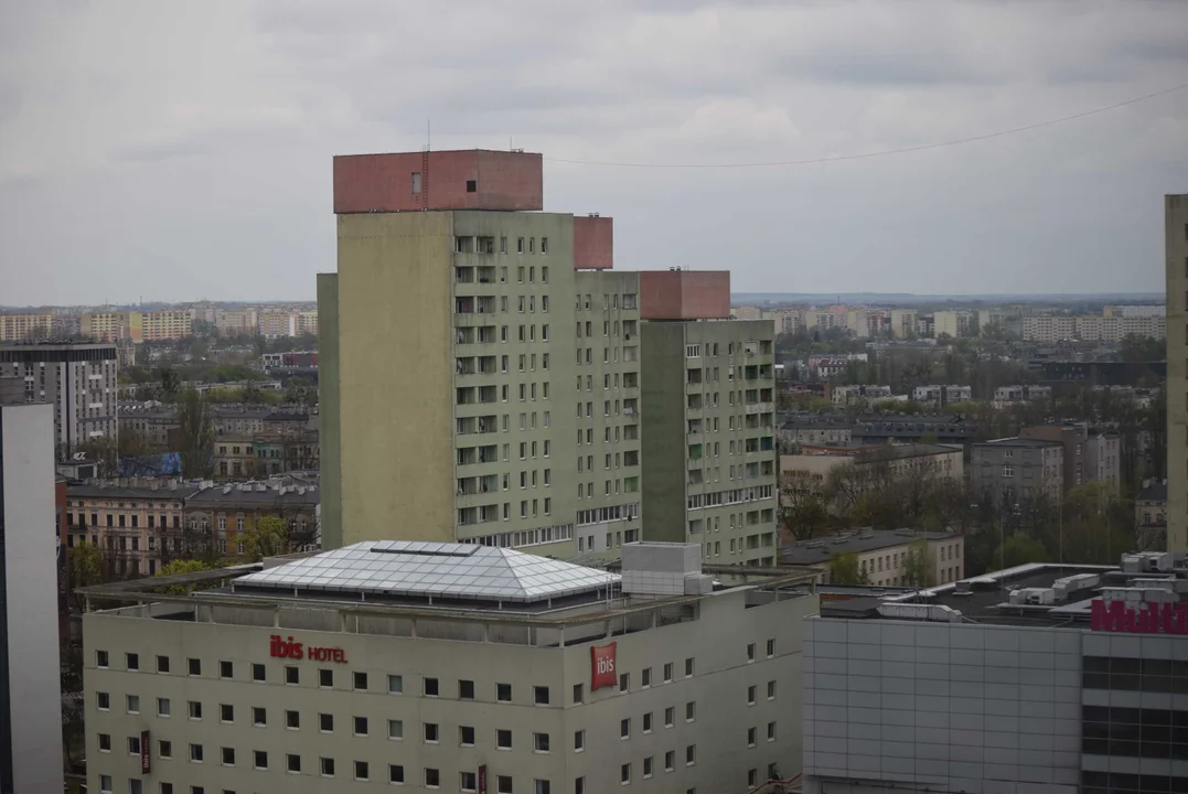 Panorama miasta widziana z wieżowca Red Tower