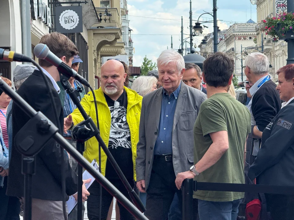 Odsłonięcie gwiazdy Andrzeja Barańskiego przy ul. Piotrkowskiej