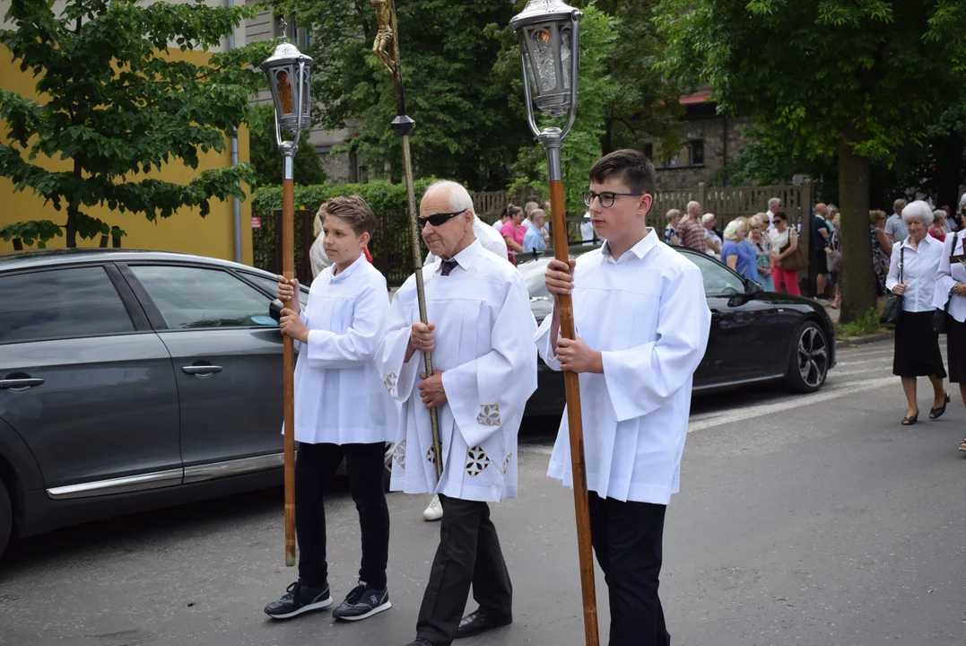 procesja Bożego Ciała w parafii Matki Bożej Dobrej Rady w Zgierzu