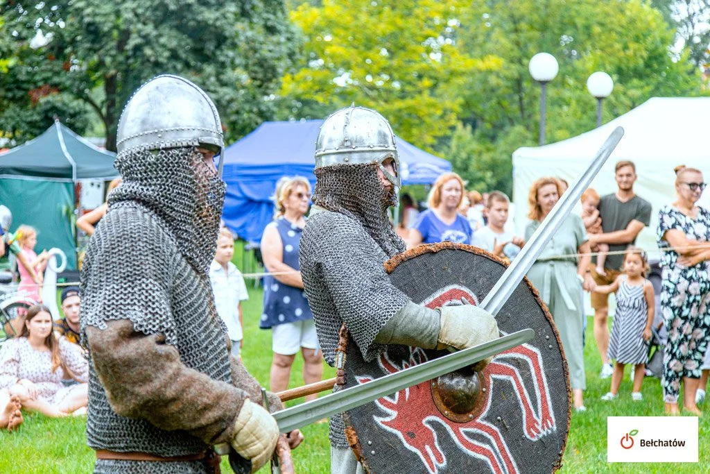 Słowiańscy wojowie walczyli na błoniach koło muzeum. Zobacz, jak wyglądała ''Sierpniowa Spasówka'' [FOTO] - Zdjęcie główne