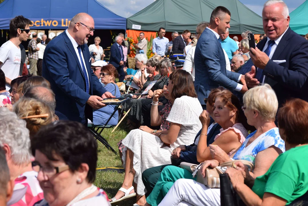 Dożynki gminy Stryków w Warszewicach