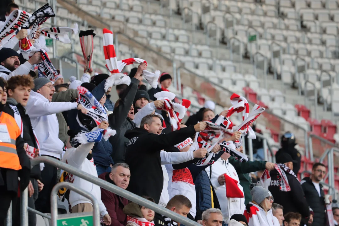 Kibice na meczu ŁKS Łódź i Ruch Chorzów