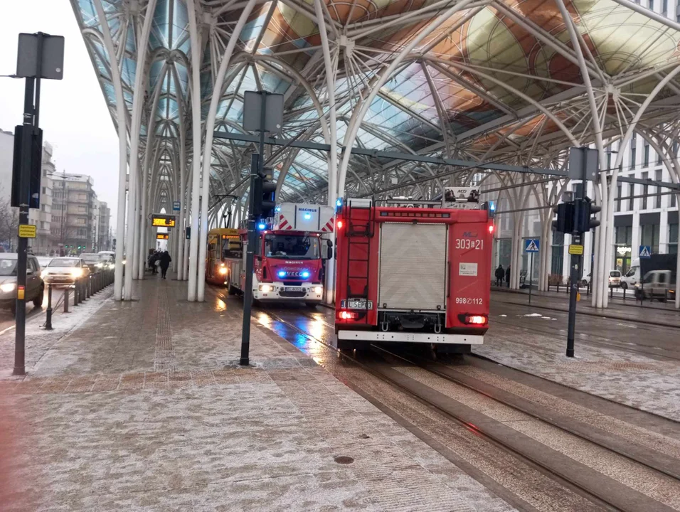 Akcja służb ratunkowych na Piotrkowskiej Centrum w Łodzi