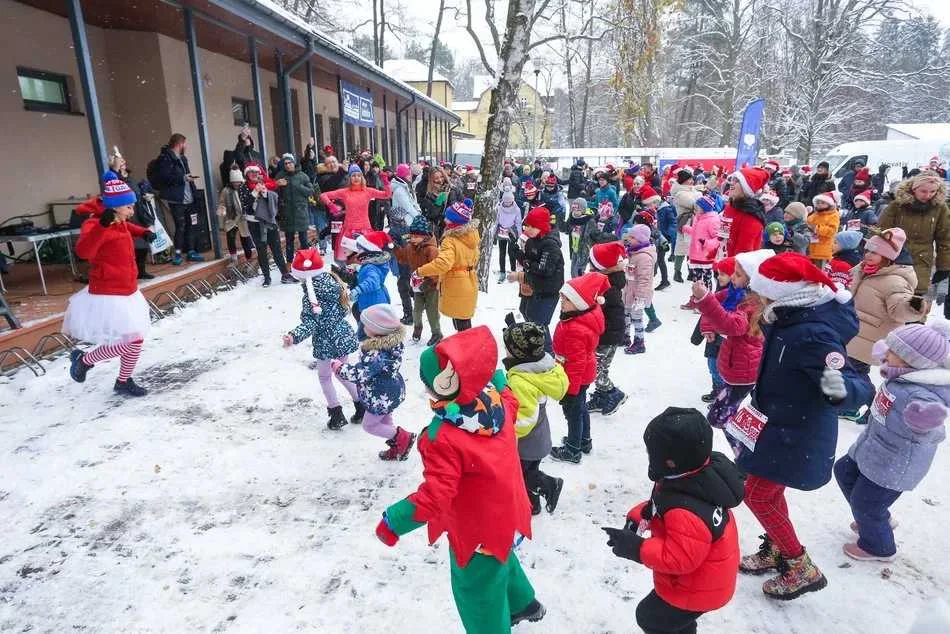 Xmas Run 2023 w Lesie Łagiewnickim w Łodzi