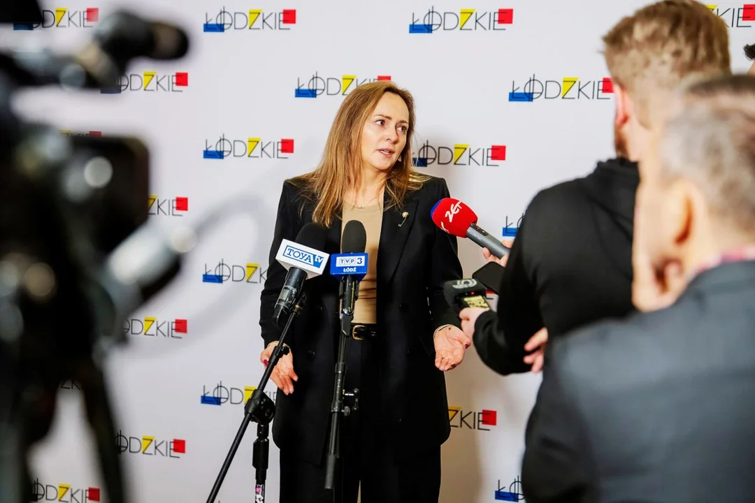 300 pracowników fabryki materacy bez pensji. Fiskus ich nie ruszy. - Zdjęcie główne