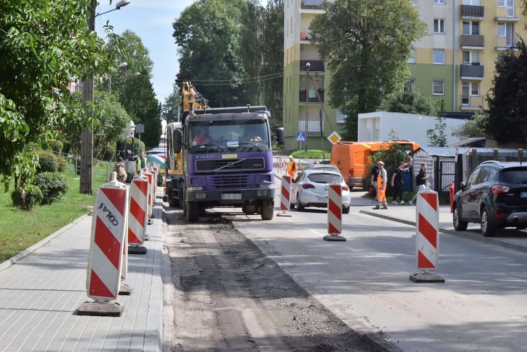 Wymiana nawierzchni na ulicy Rembowskiego