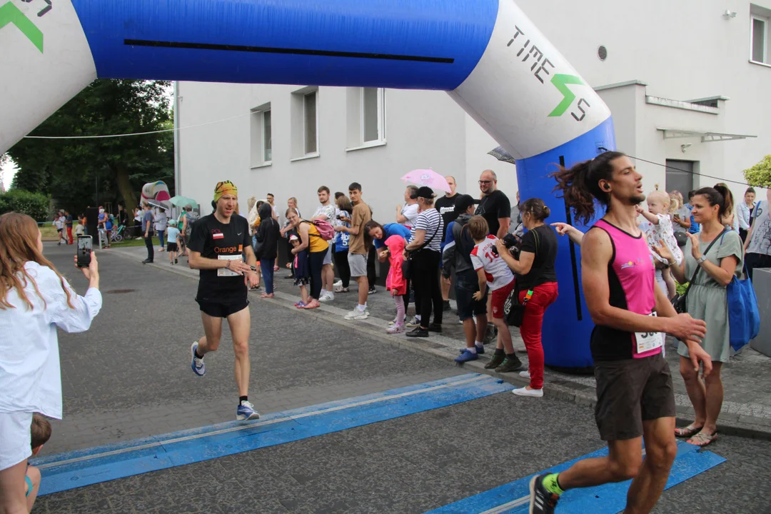 Piknik rodzinny fundacji „Daj piątaka na dzieciaka” na Bałutach