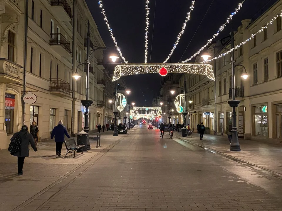 Świąteczna iluminacja na Piotrkowskiej