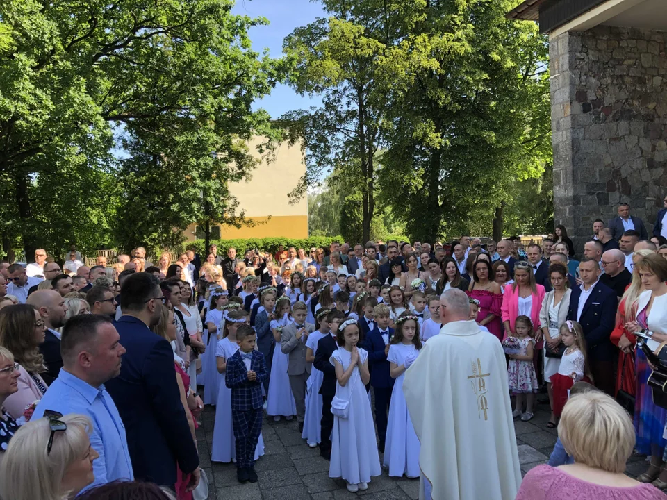 I Komunia Święta dzieci ze Szkoły Podstawowej nr 6 w Zgierzu [ZDJĘCIA]