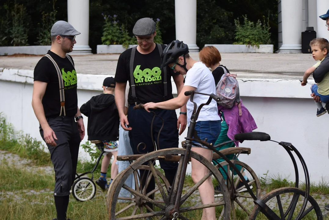 Historia rowerów w Parku Julianowskim na 600. urodizny Łodzi