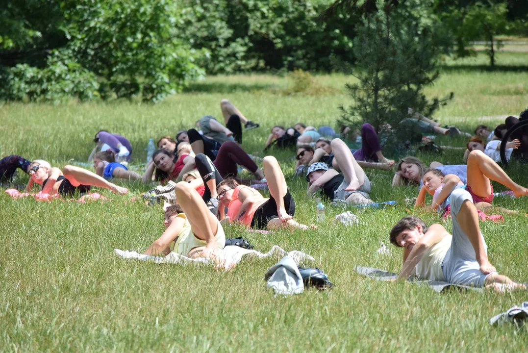 Joga w Parku Poniatowskiego