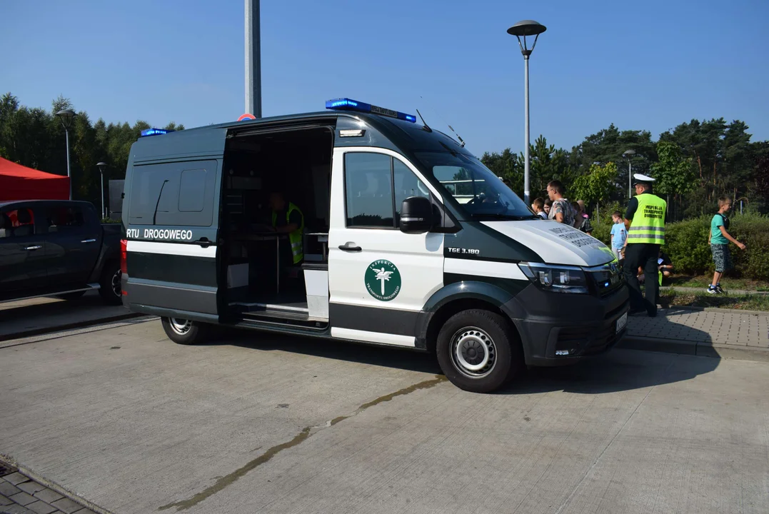 Kontrola pojazdów i atrakcje dla dzieci przy autostradzie A1