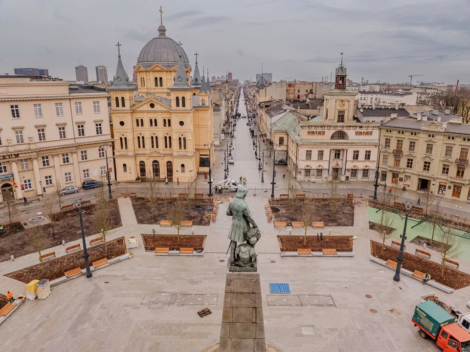 Koniec remontu placu Wolności w Łodzi